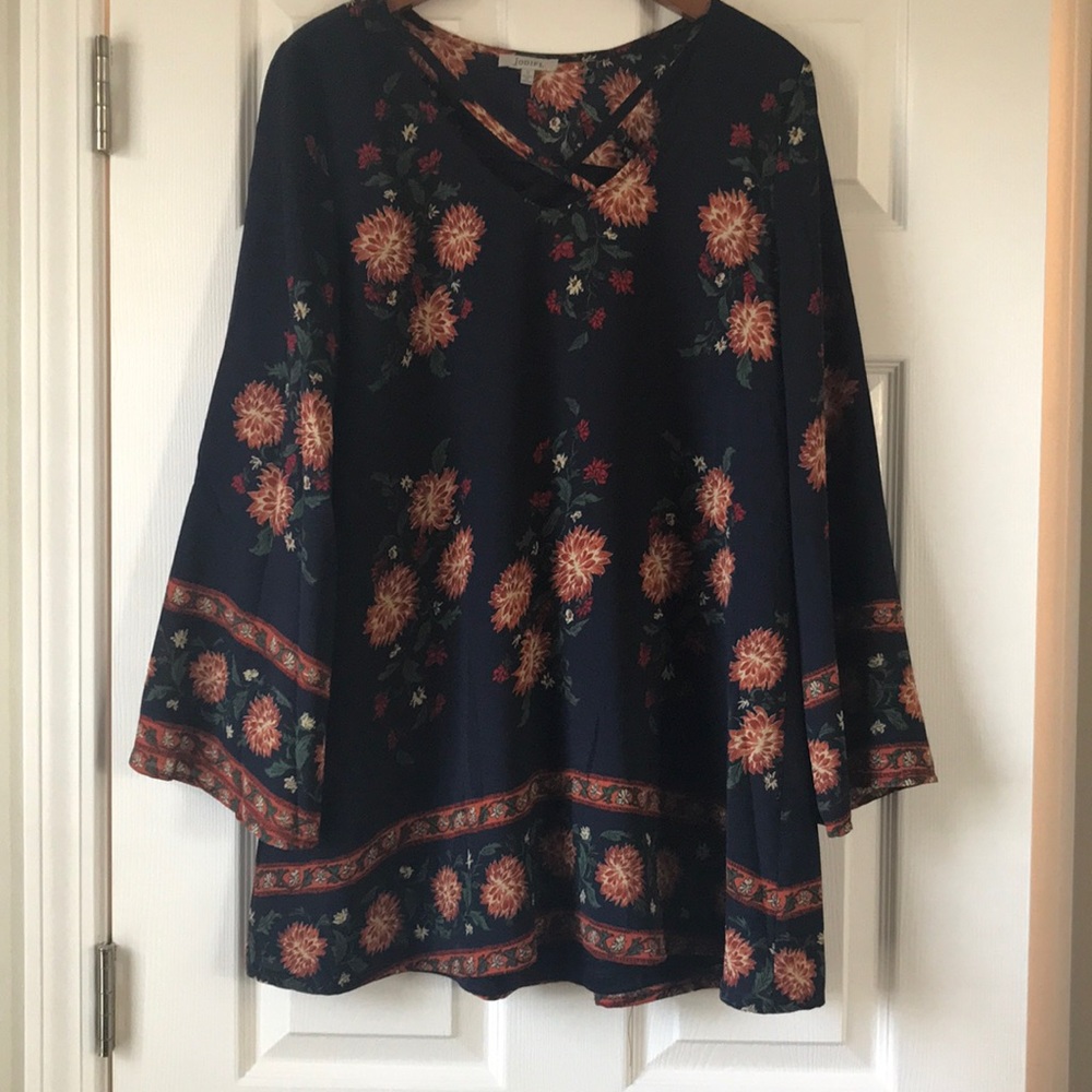 Bell sleeve mini dress